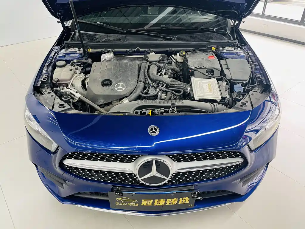 MERCEDES BENZ A CLASS