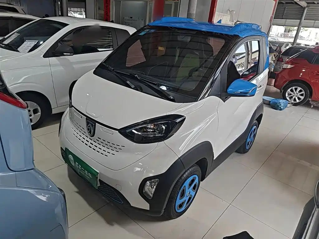 Baojun E100 2019