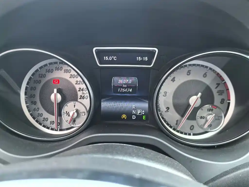 Mercedes-Benz GLA (Import) — миниатюра 9