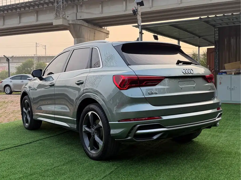 Audi Q3 2022 35 TFSI Fashion