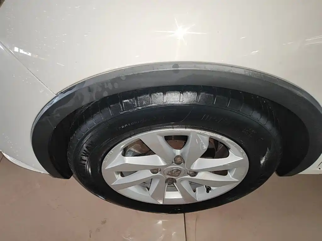 Baojun 310W — миниатюра 23