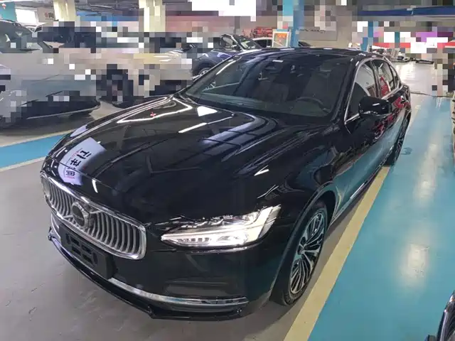 2024 Volvo S90