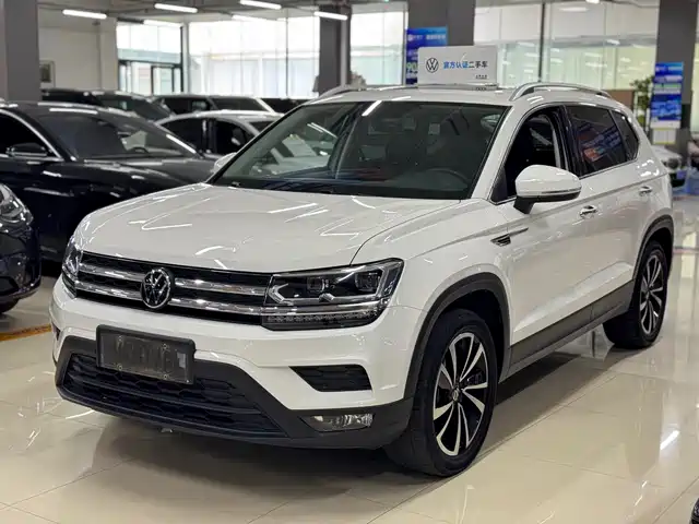 Volkswagen Tharu