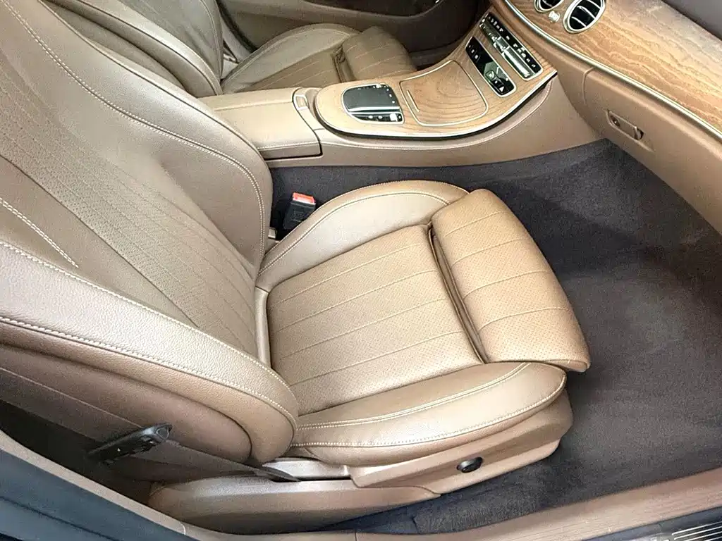 Mercedes-Benz E-Class — миниатюра 5