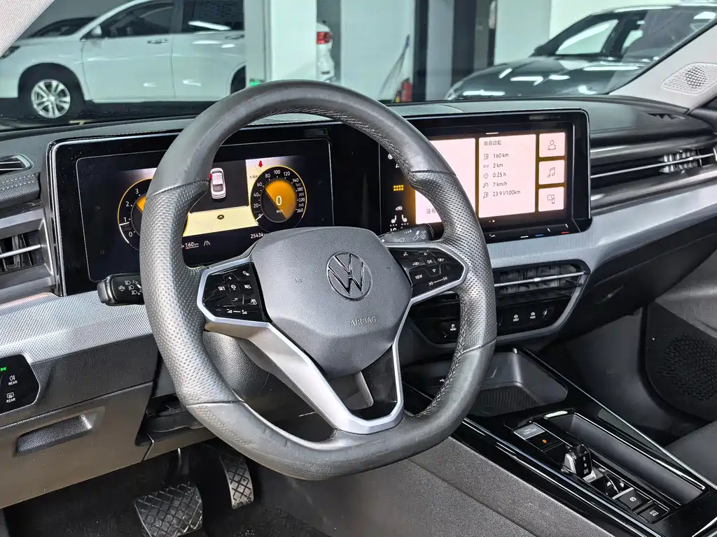 Volkswagen Lamando — миниатюра 10