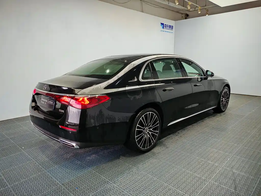 Mercedes-Benz E-Class E 2025 E 300 L Luxury