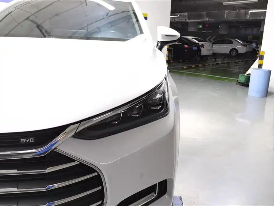 BYD TANG