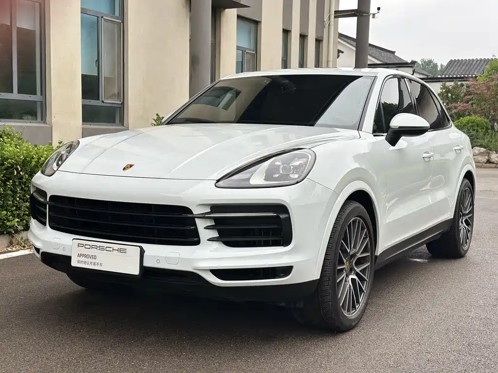Porsche Cayenne 2021