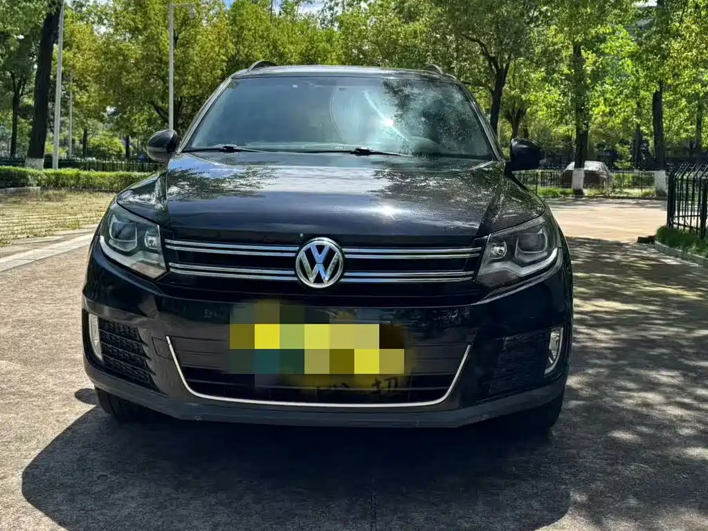 Volkswagen Tiguan 2015 1.8TSI AT