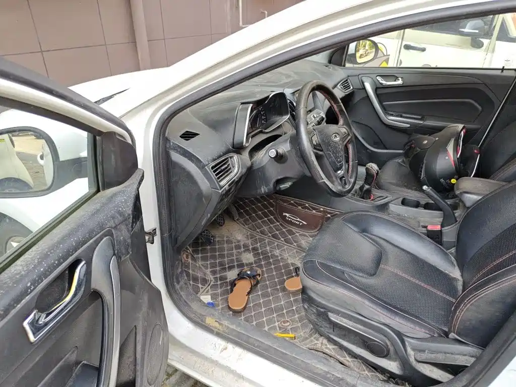 Chery Arrizo 5 — миниатюра 17