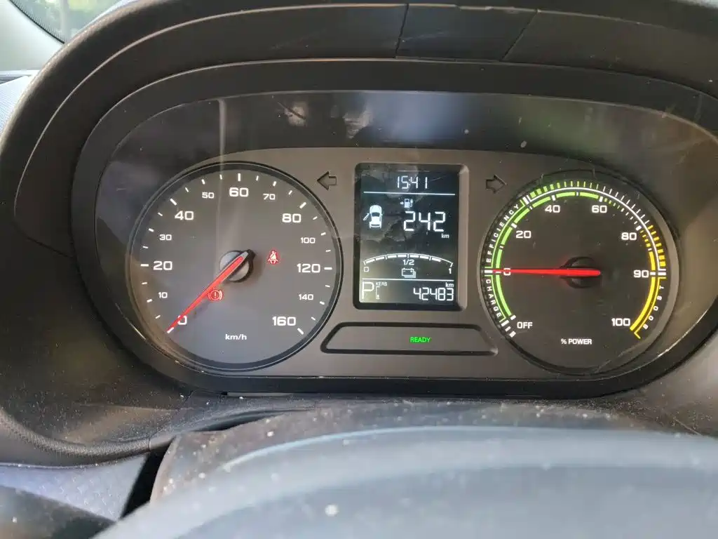 Roewe Clever — миниатюра 7