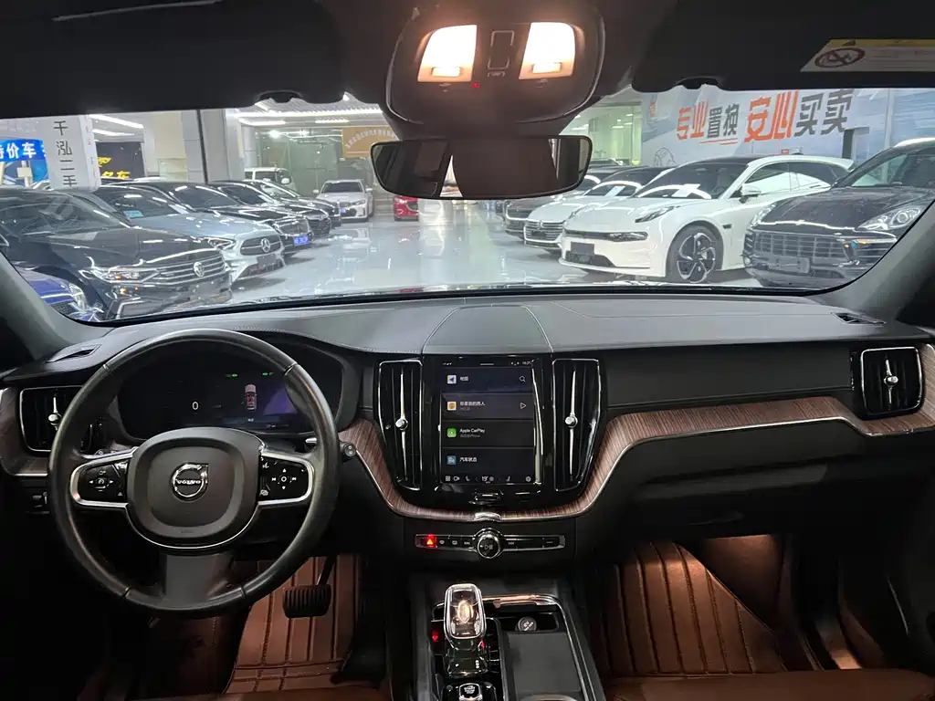 Volvo XC60 — миниатюра 11