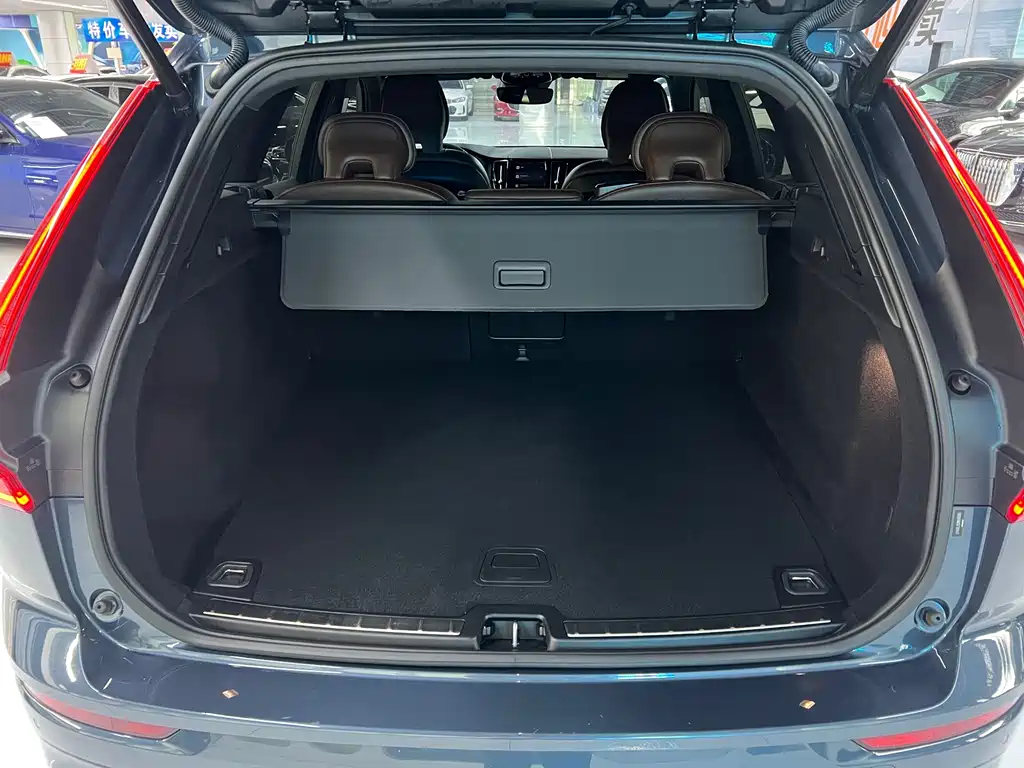 Volvo XC60 — миниатюра 15