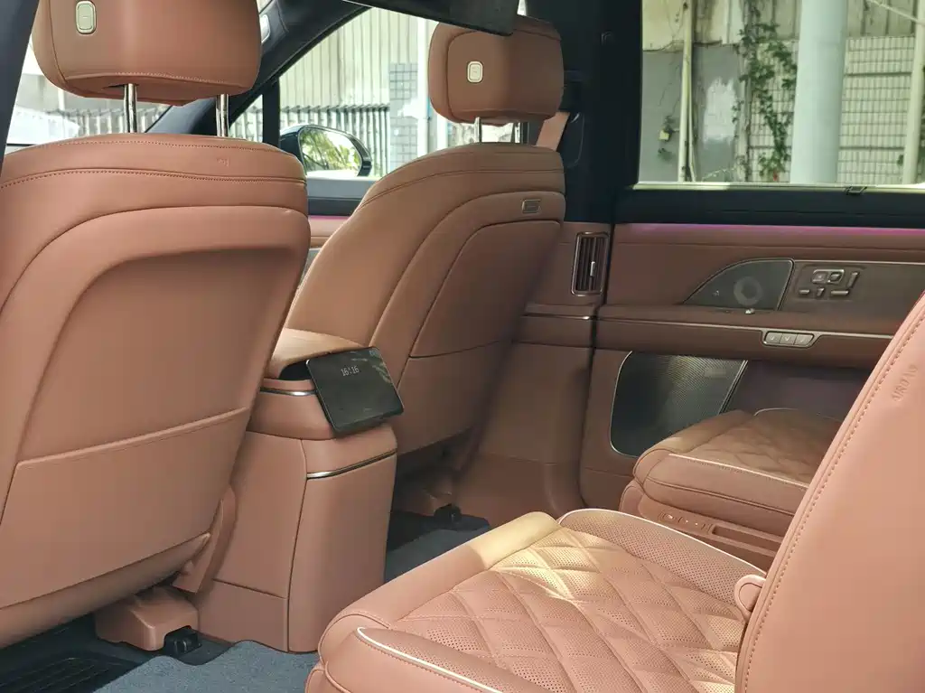 NIO ES8 2026 мест Executive Luxury