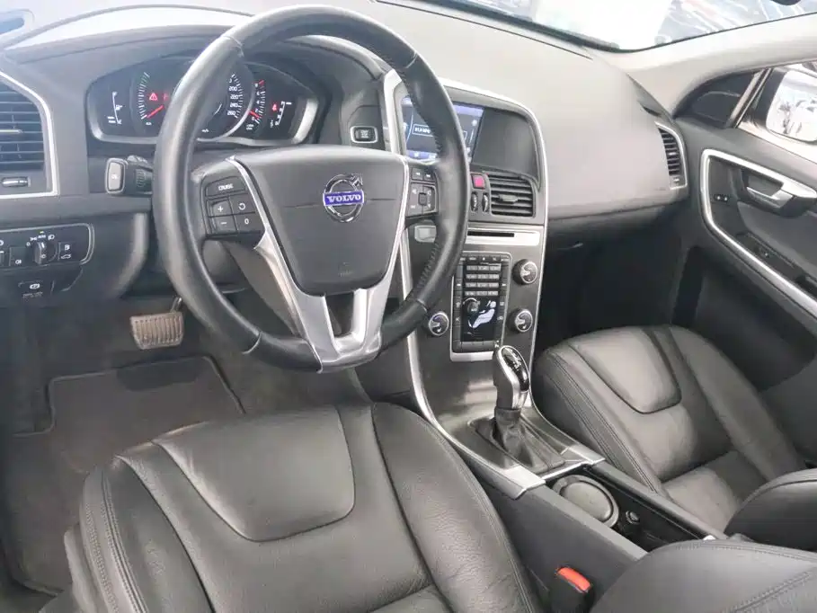 Volvo XC60 (Import) — миниатюра 10