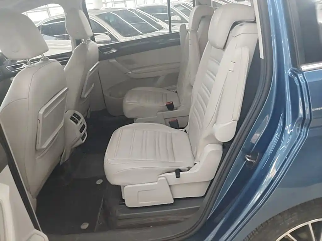 Volkswagen Touran — миниатюра 17