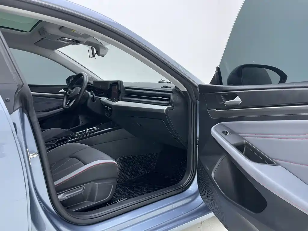 Volkswagen Lamando 2022 L 280TSI DSG