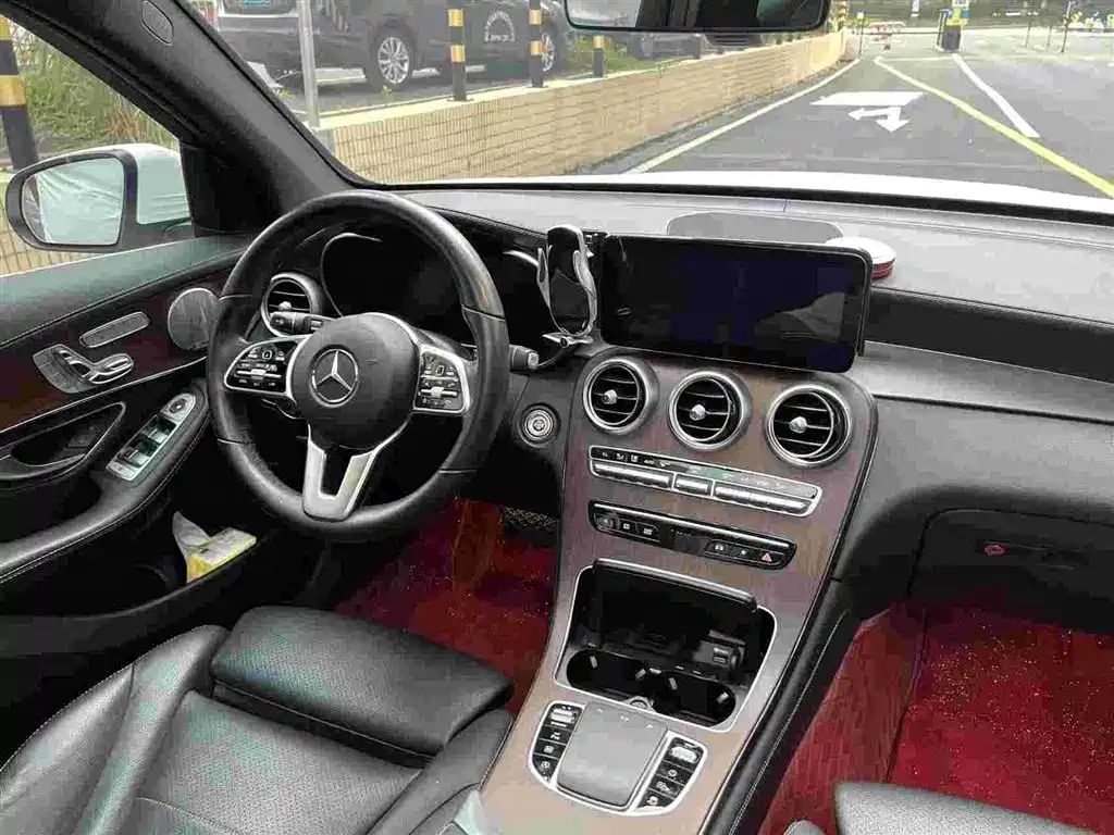 Mercedes-Benz GLC — миниатюра 8