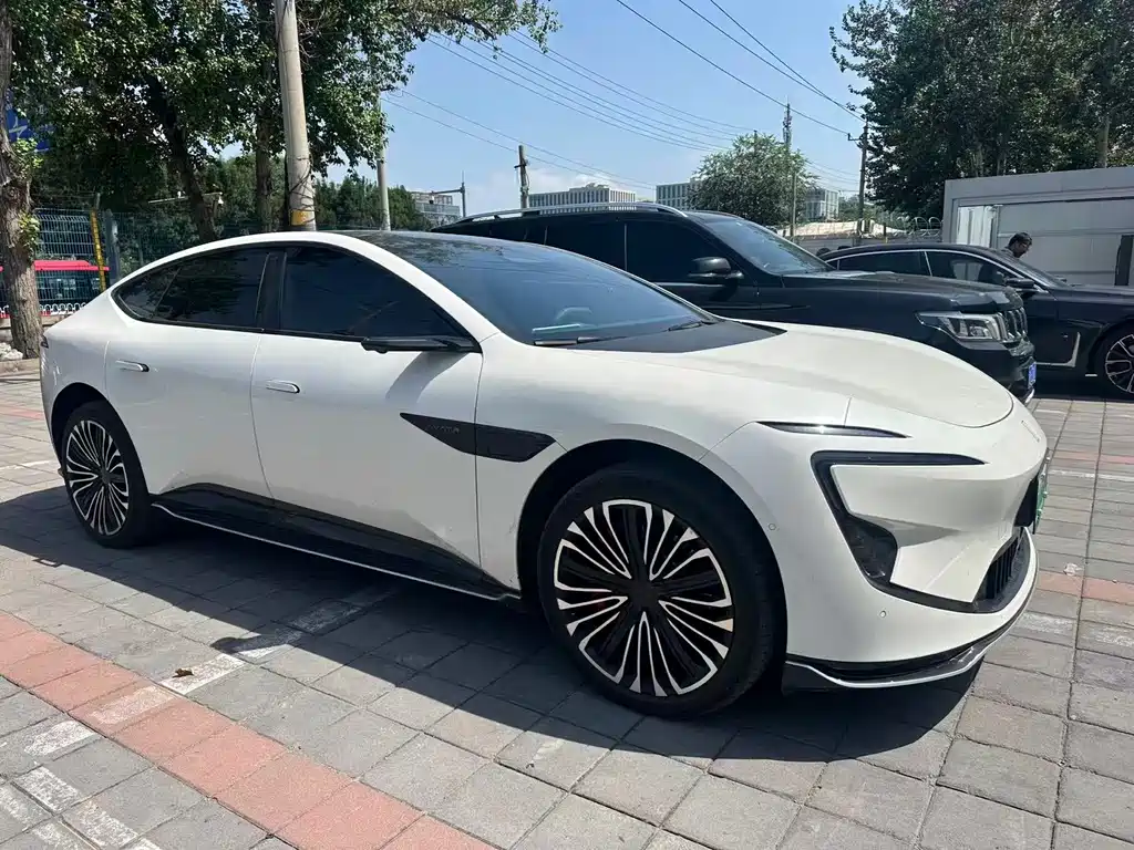 Avatr 12 2024 650 GT