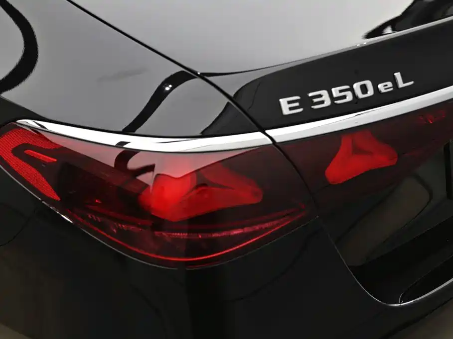 Mercedes-Benz E-Class New Energy — миниатюра 31