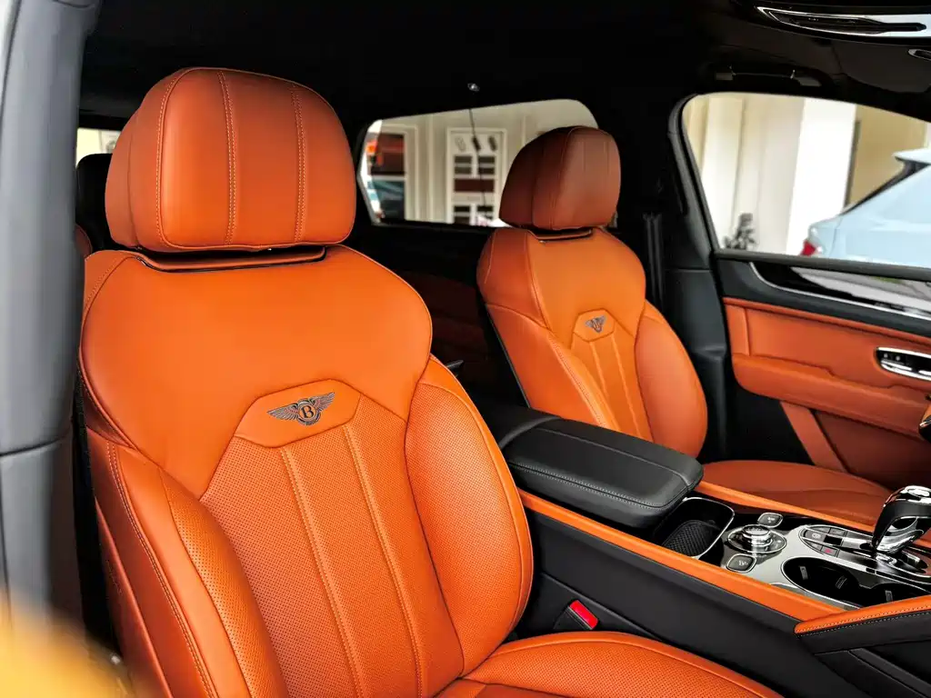 Bentley Bentayga 2026 4.0T V8