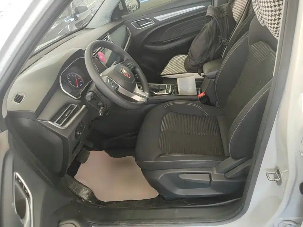 Roewe RX3 — миниатюра 15