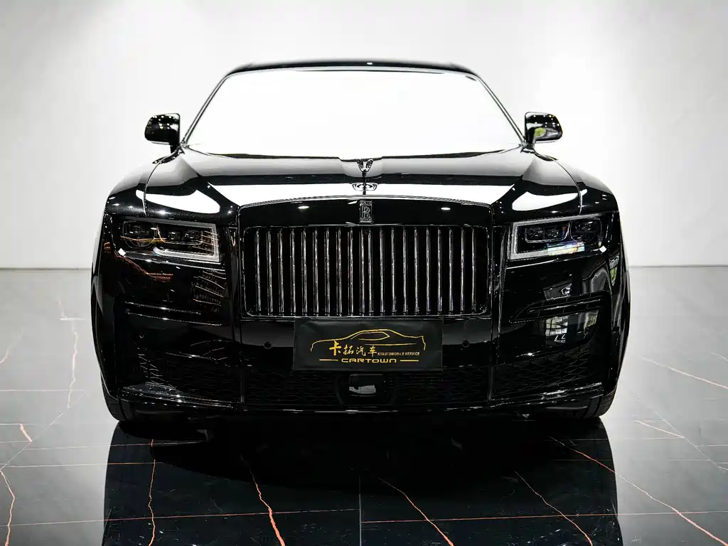 Rolls-Royce Ghost 2025