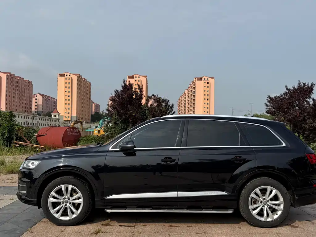 Audi Q7 — миниатюра 13