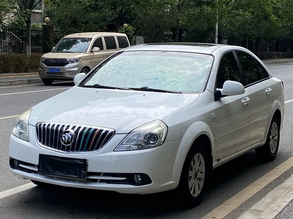 Buick Excelle 2013