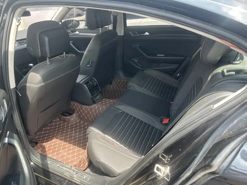 Volkswagen Magotan 2020 330TSI DSG Lead