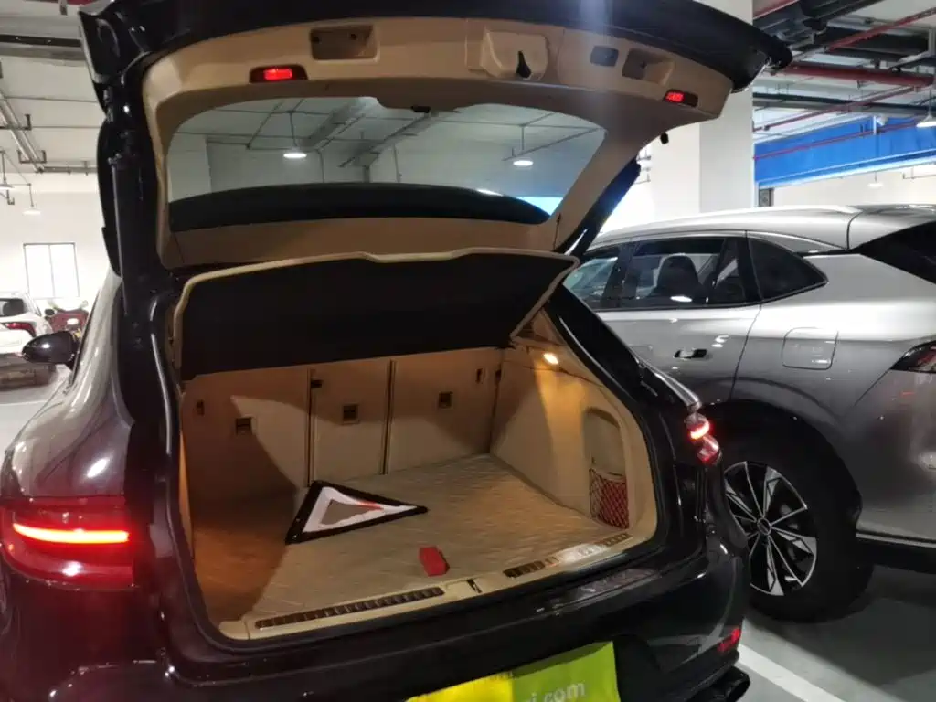Porsche Macan — миниатюра 19
