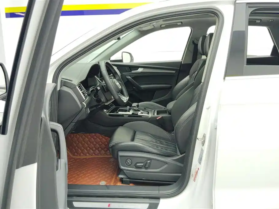 Audi Q5L 2021 40 TFSI Luxury