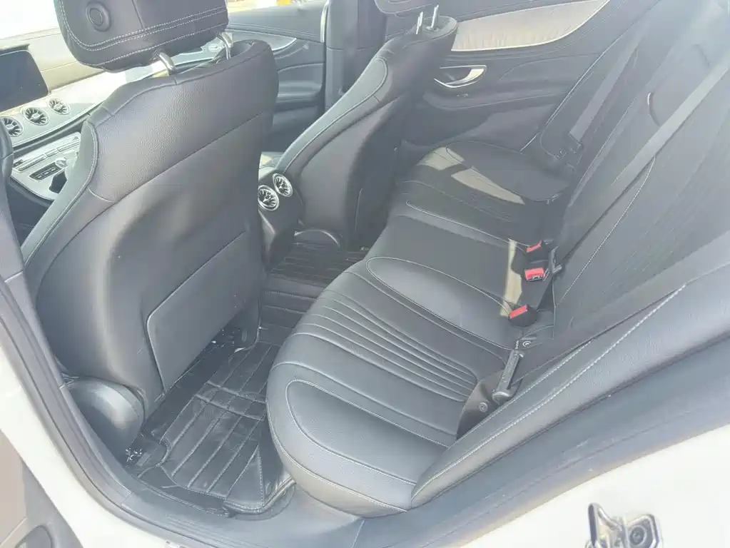 Mercedes-Benz CLS — миниатюра 11