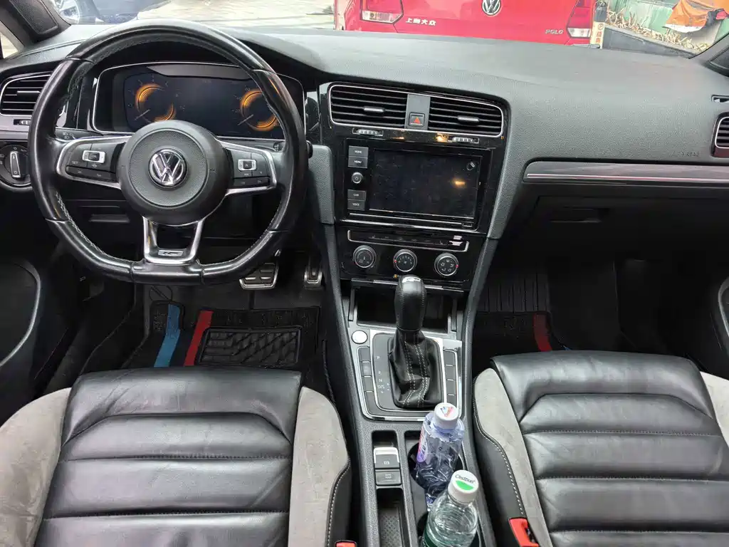 Volkswagen Golf — миниатюра 3