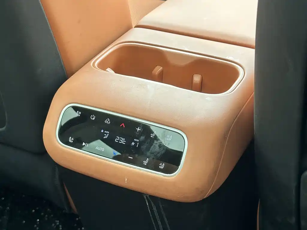 Leapmotor Leapmotor C16 — миниатюра 18