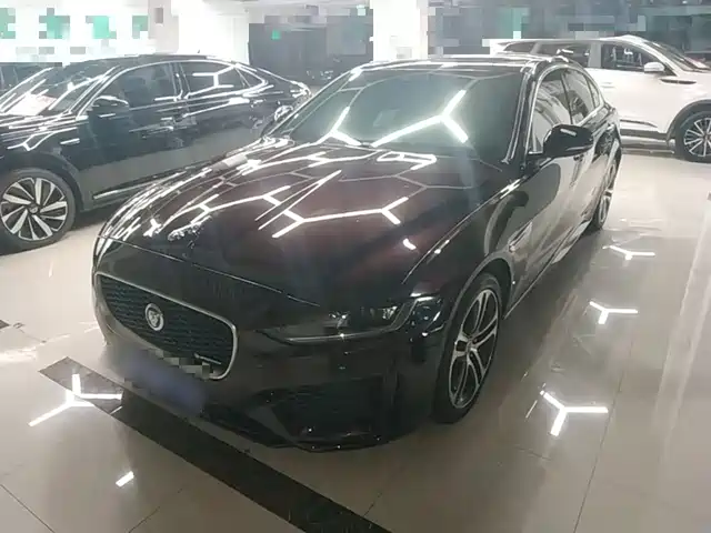 2020 Jaguar XE