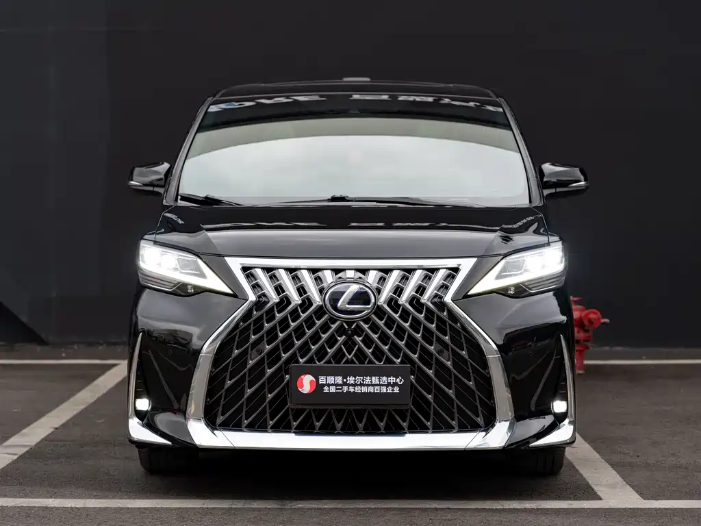 Lexus LM 2021