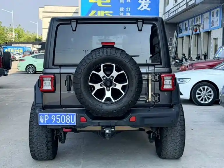 Jeep Wrangler — миниатюра 13