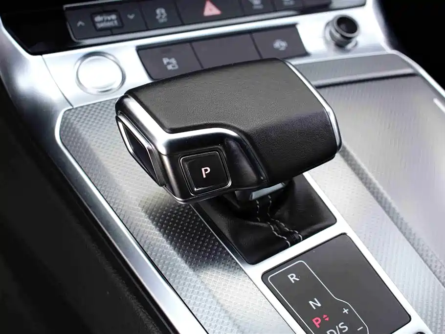 Audi A6L 2020 40 TFSI Luxury