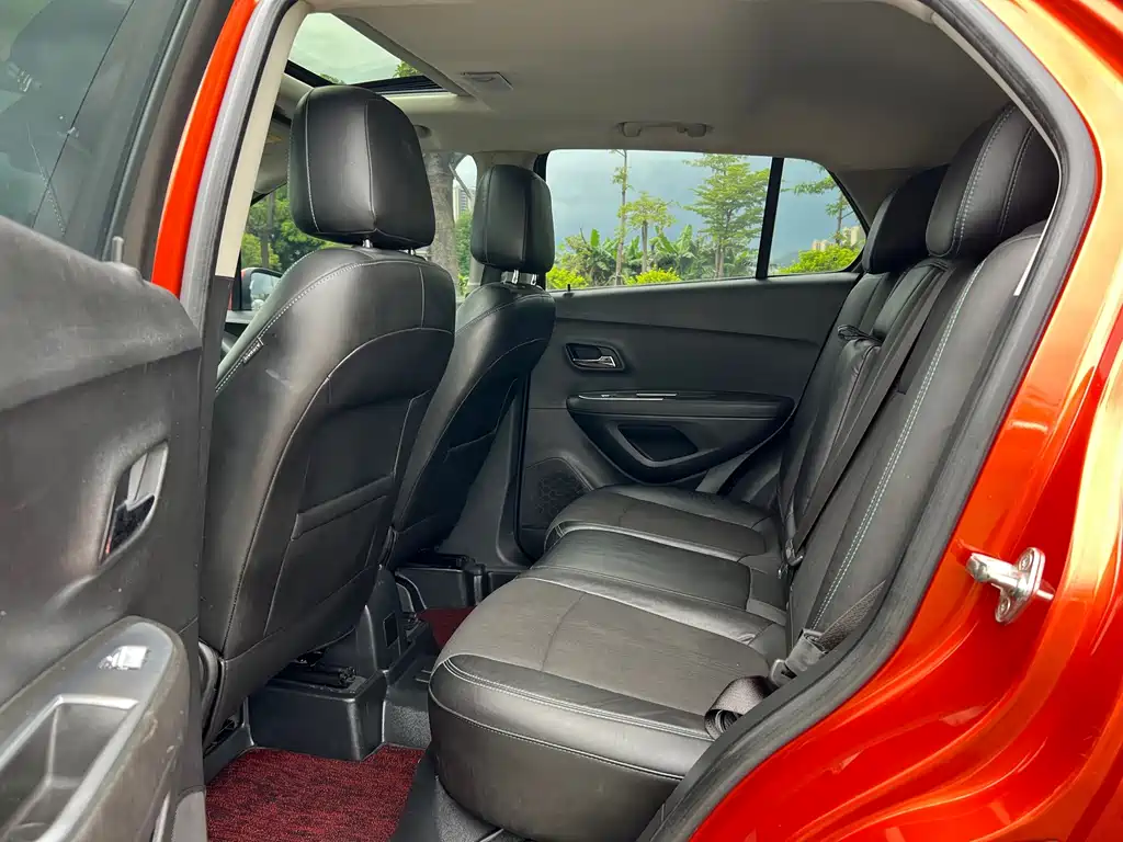 Chevrolet Trax 1.4T Auto 2WD Luxury Type, фото 12