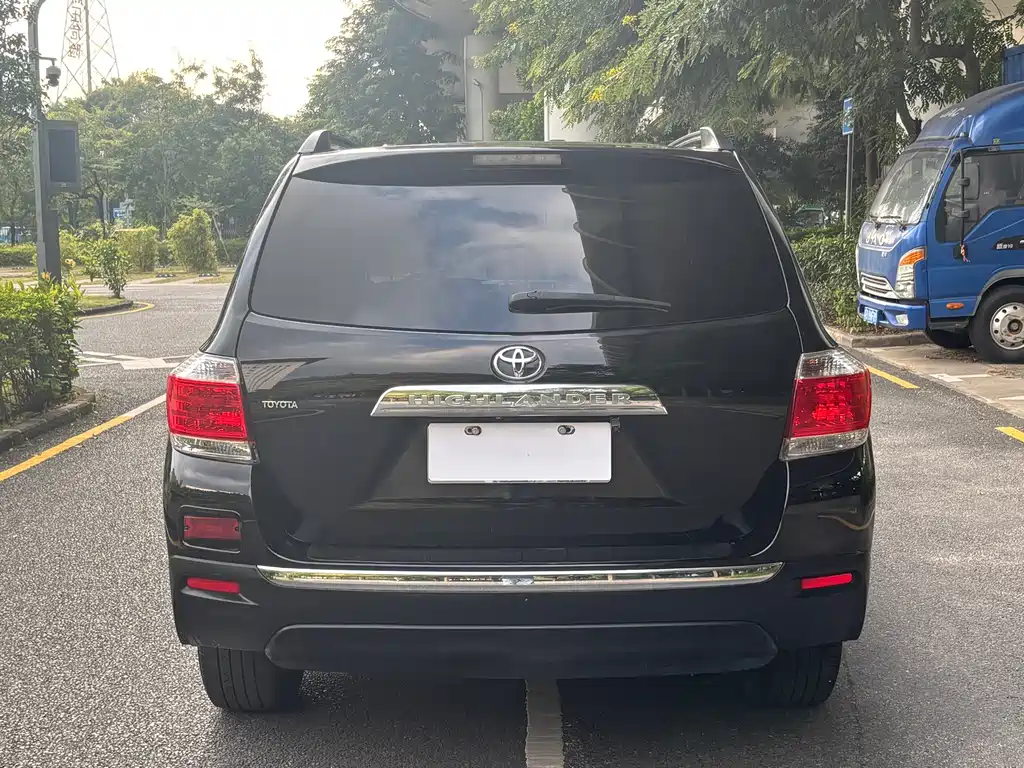 Toyota Highlander — миниатюра 9