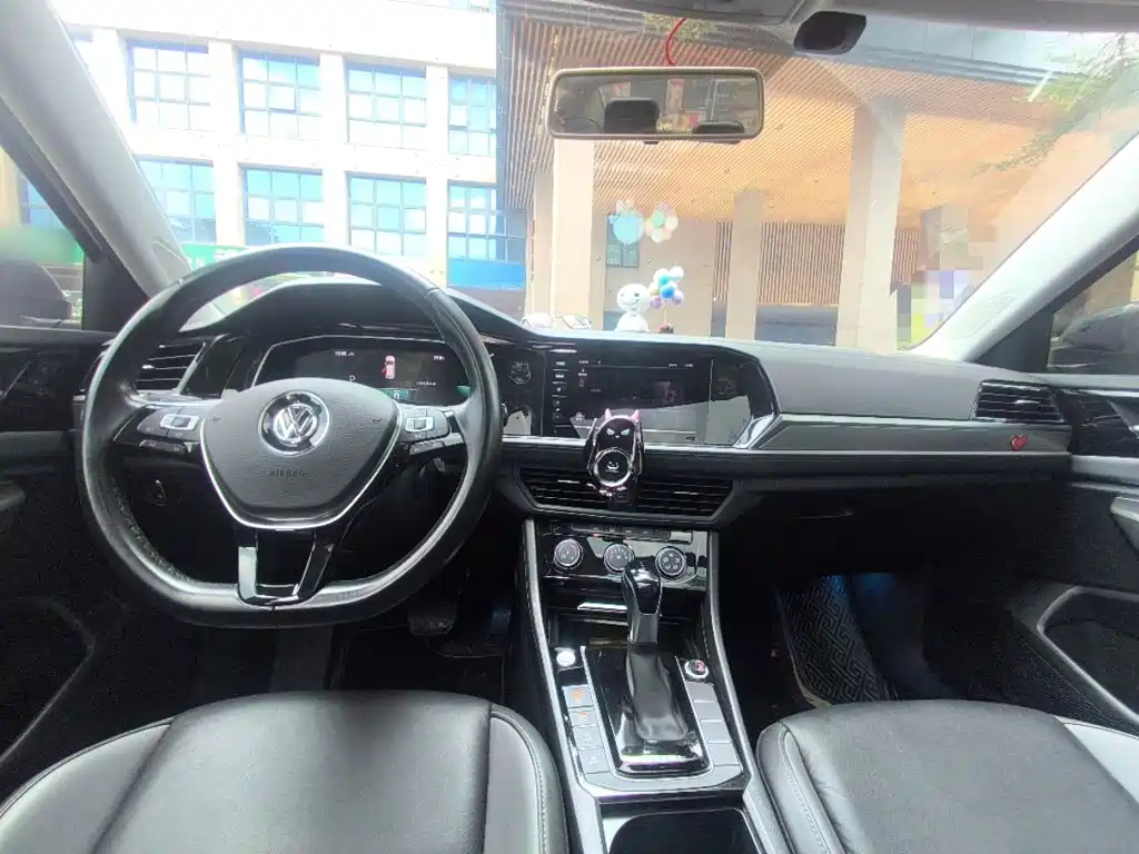 Volkswagen Sagitar — миниатюра 5