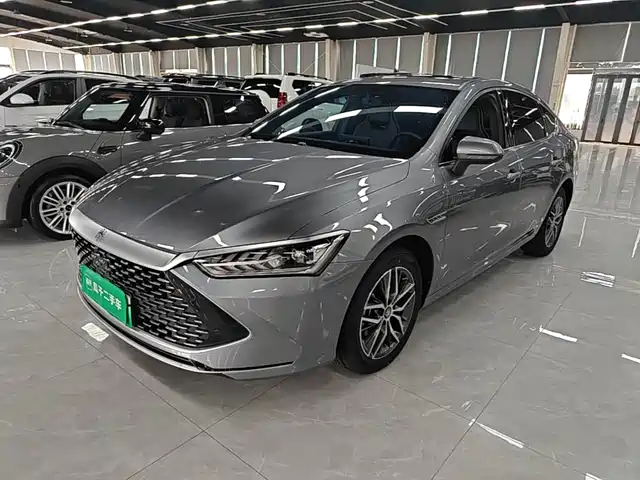 2022 BYD Qin