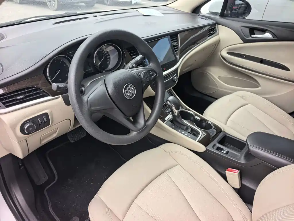 Buick Verano — миниатюра 17