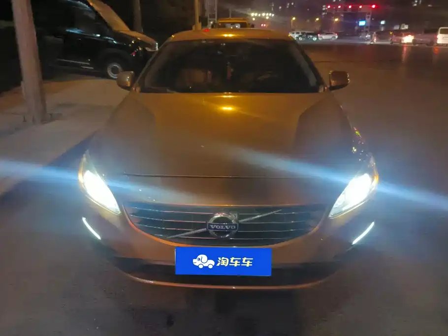 Volvo S60 (Import) — миниатюра 2