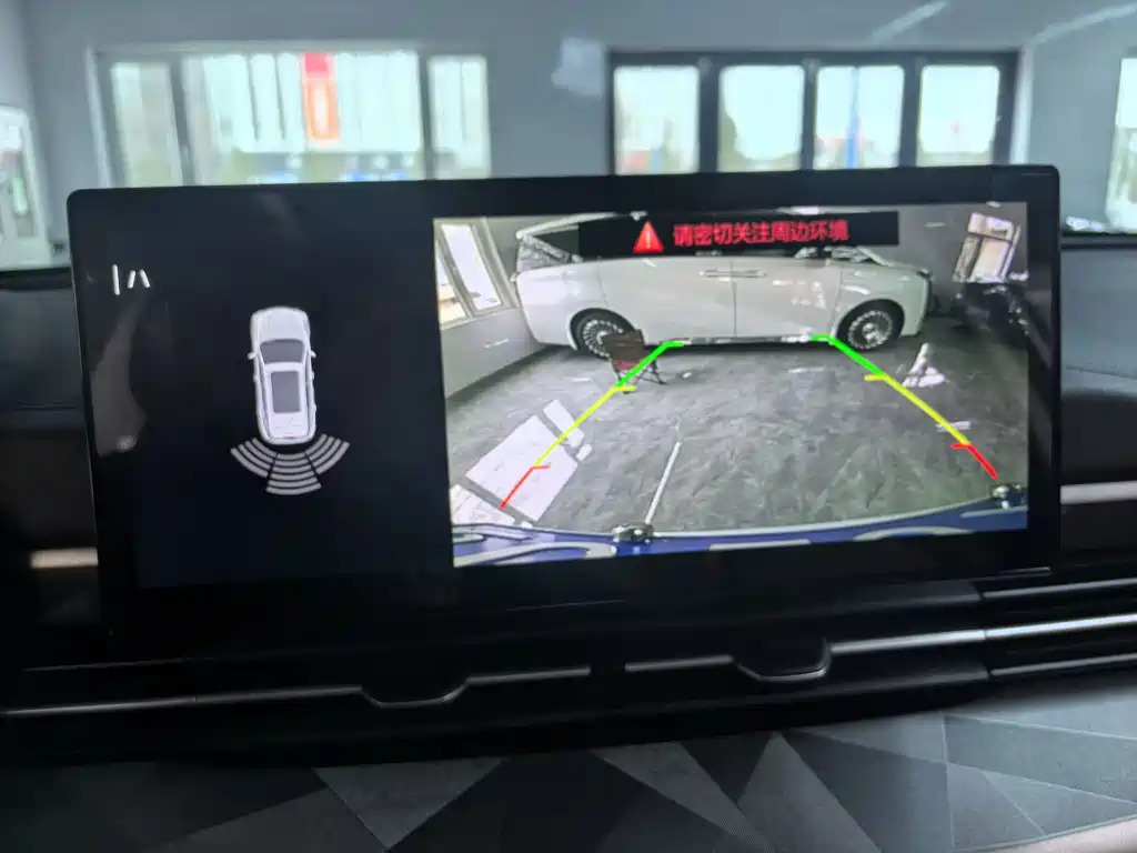 GEELY AUTOMOBILE VISION X6