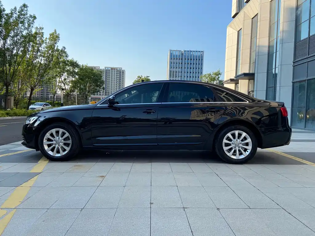 Audi A6L — миниатюра 2