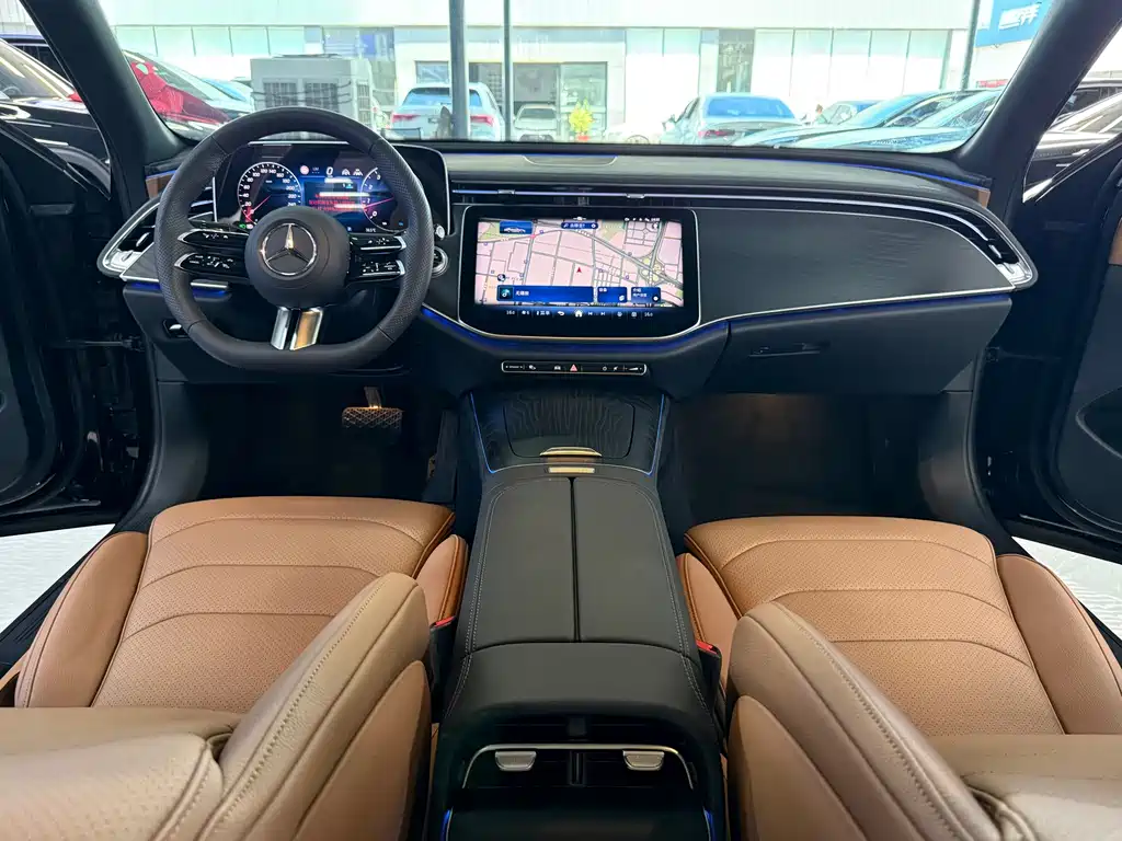 Mercedes-Benz E-Class — миниатюра 10