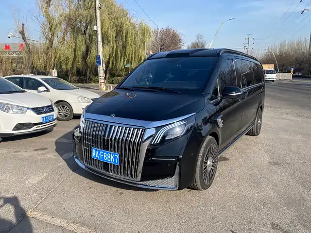 MERCEDES-BENZ VITO 2023