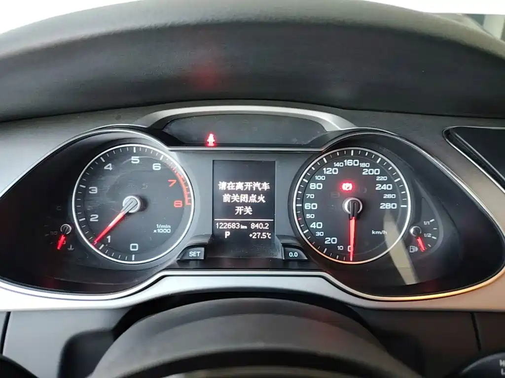 Audi A4L — миниатюра 12